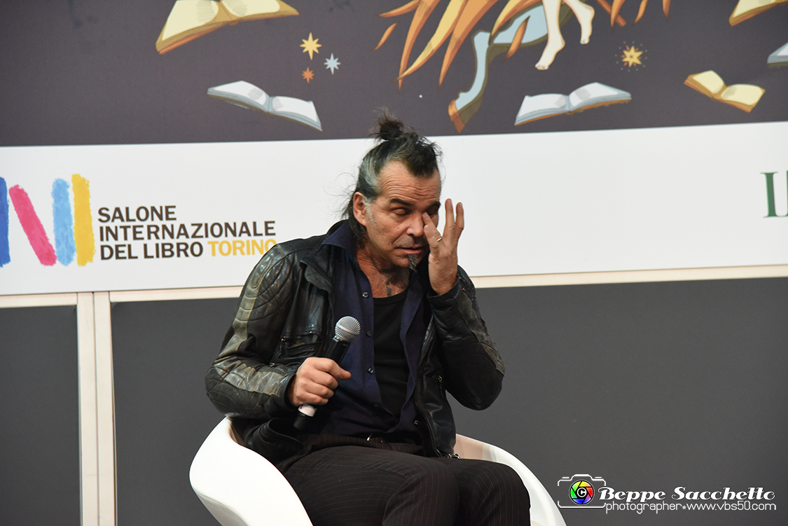 VBS_0608 - Salone del Libro di Torino - 33.ma edizione - 15 Ottobre 2021.jpg